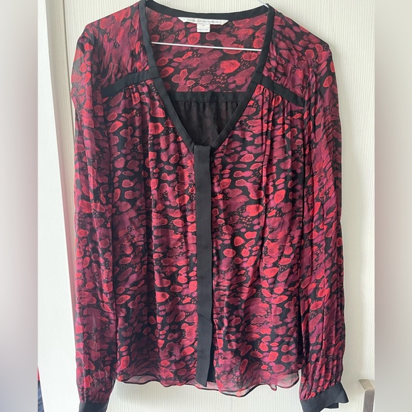 Diana Von Furstenberg Blouse - Picture 2 of 6